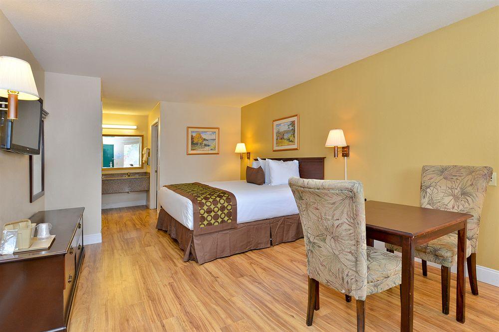 Red Roof Inn Plus+ Hammond Extérieur photo